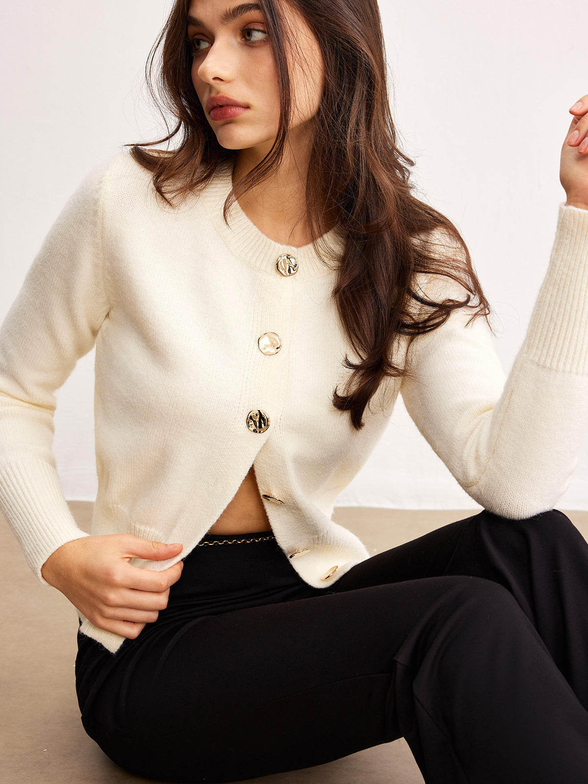 Vêtements d'extérieur polyvalents en maille à boutons métalliques 