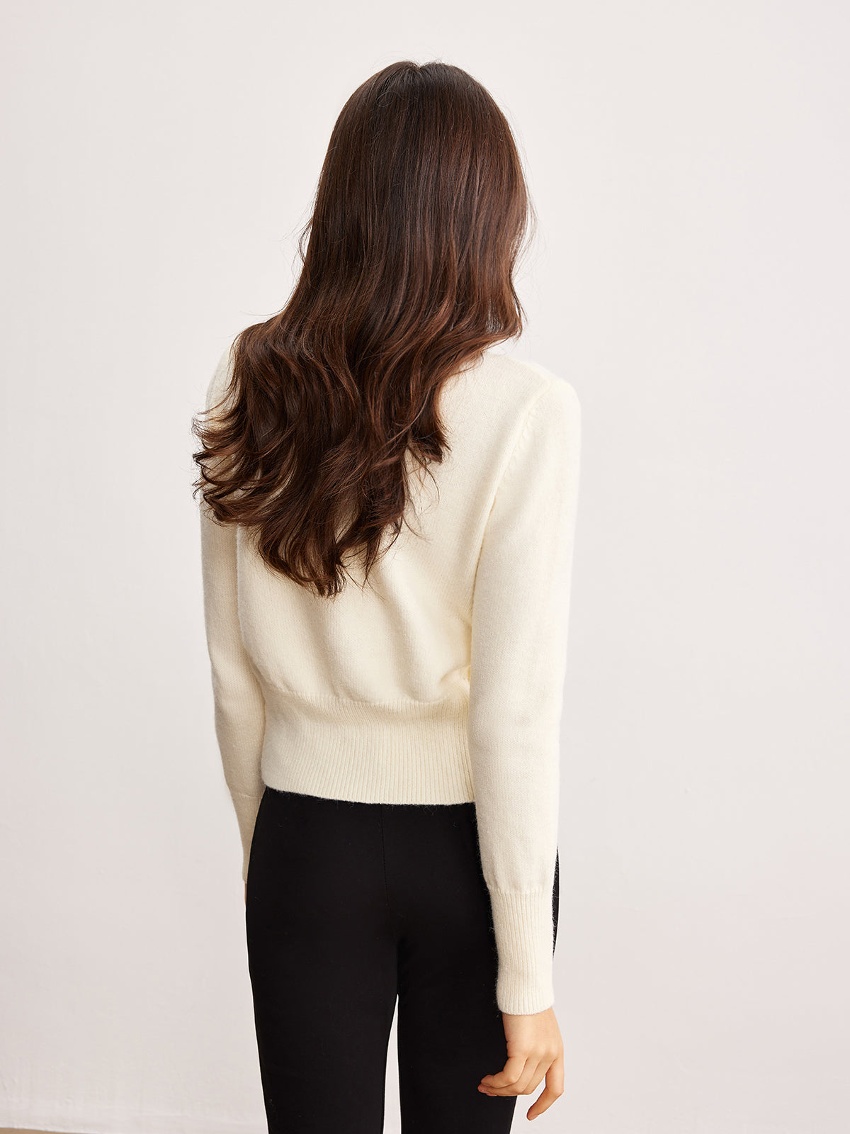 Vêtements d'extérieur polyvalents en maille à boutons métalliques 