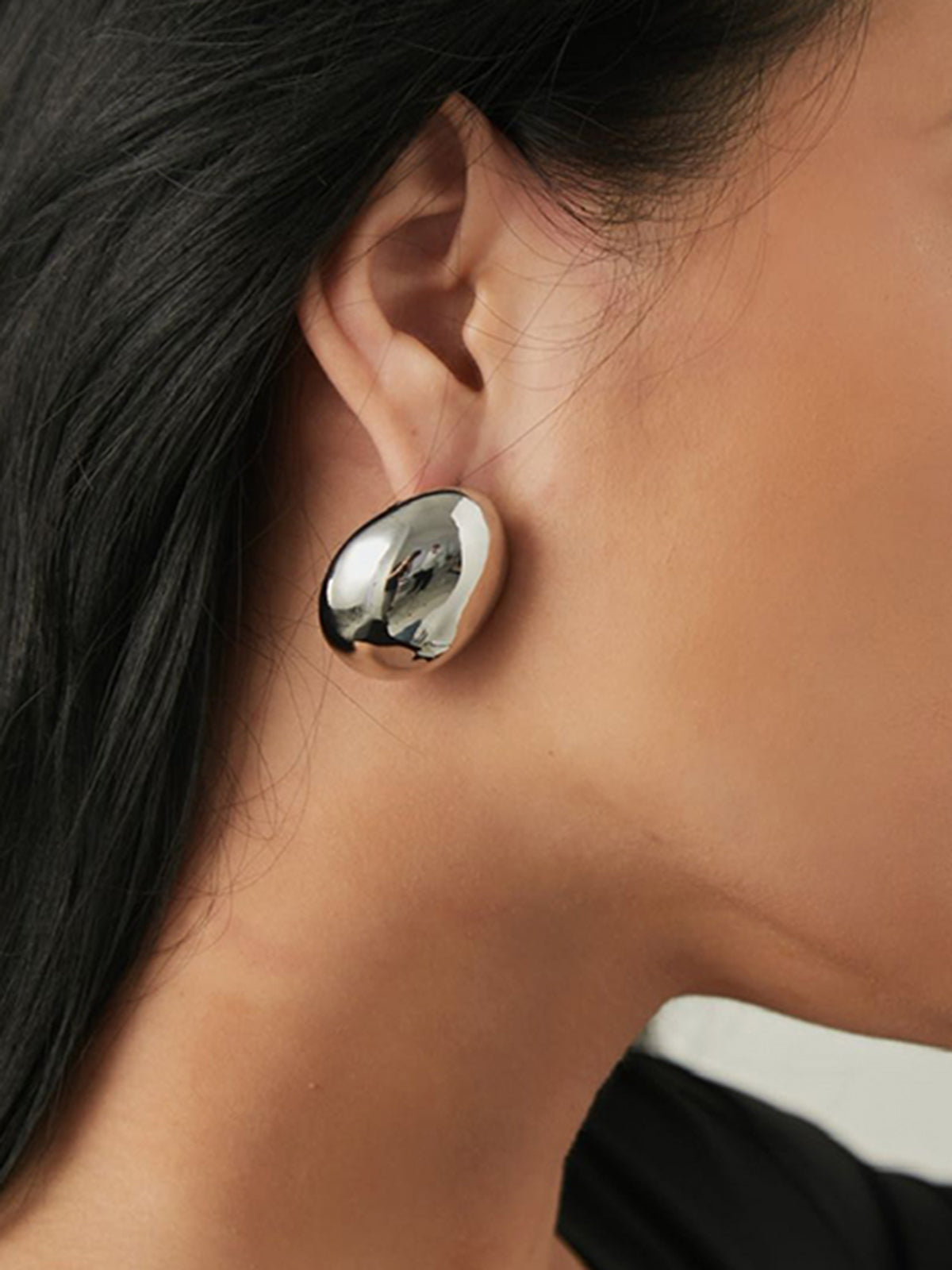 Boucles d'oreilles ovales minimalistes 