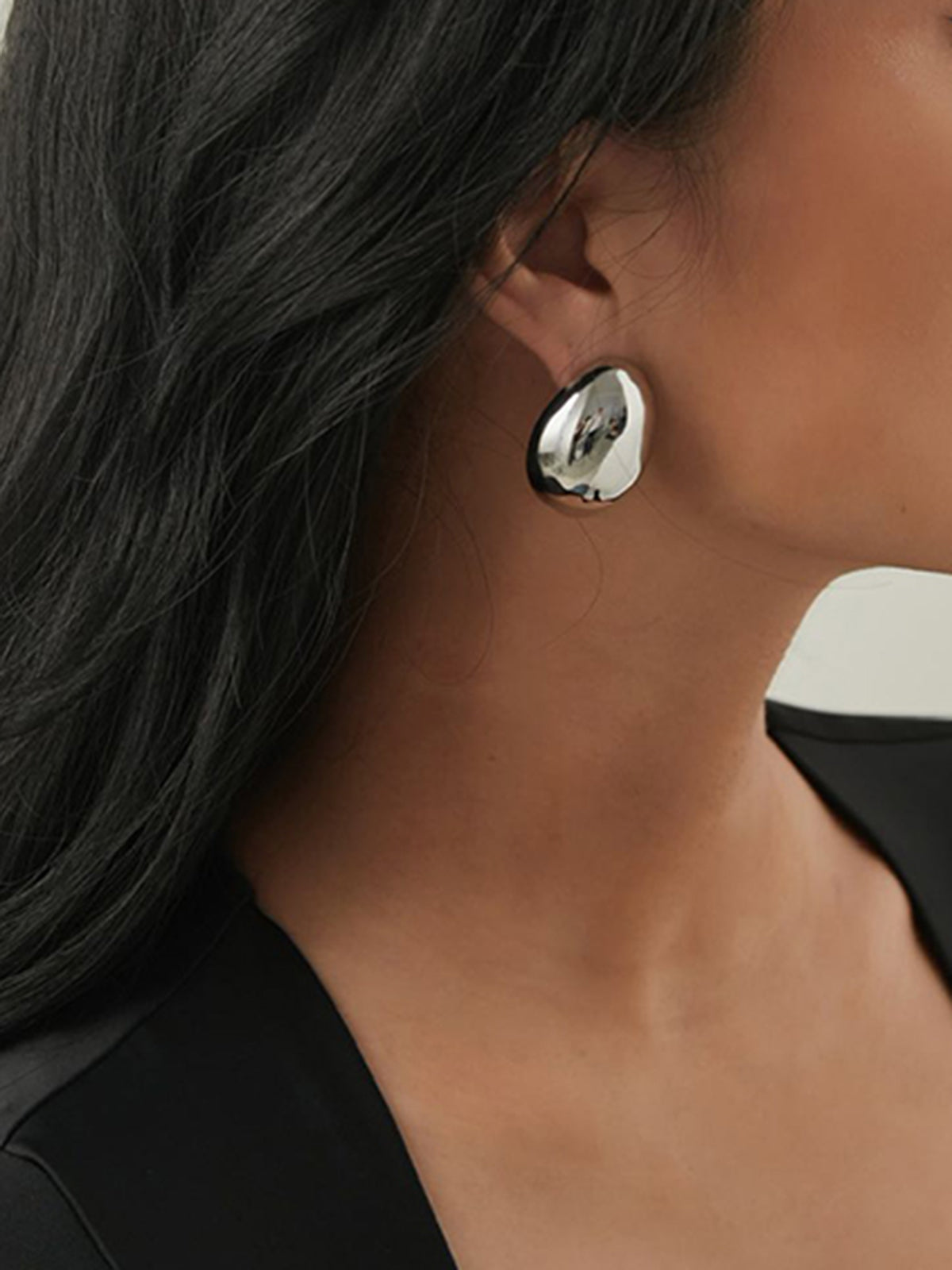 Boucles d'oreilles ovales minimalistes 