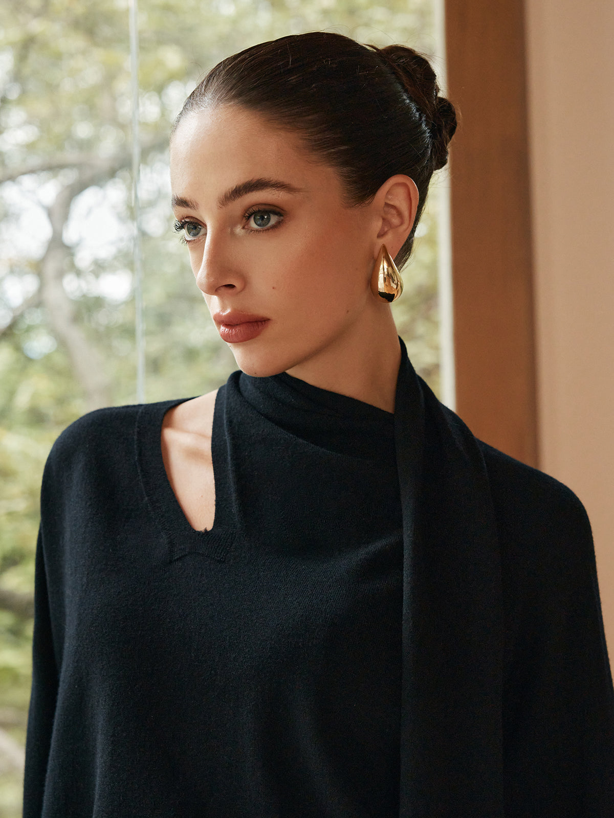 Pull-écharpe minimaliste en laine mélangée 