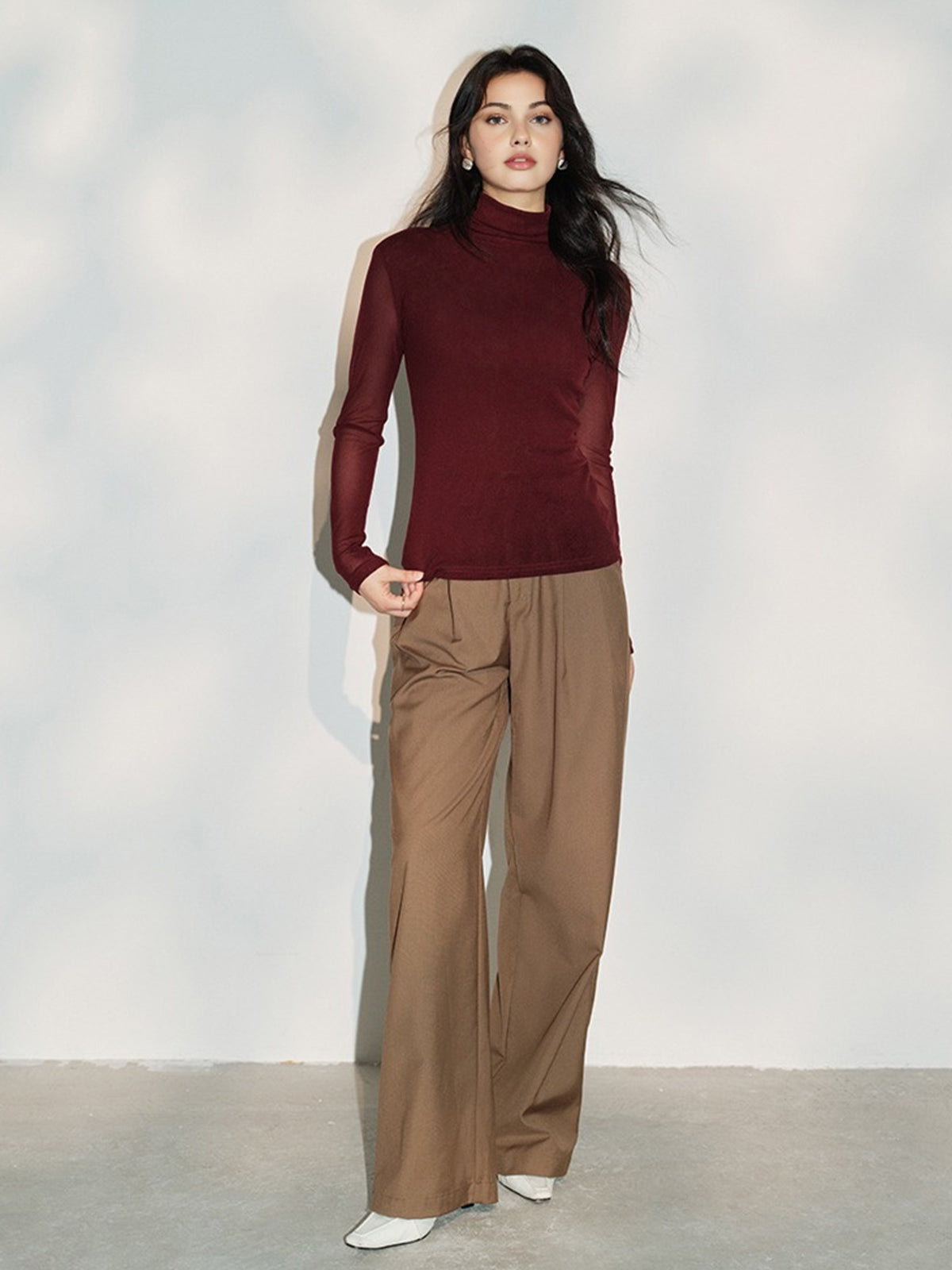 Haut minimaliste en jersey à col montant 