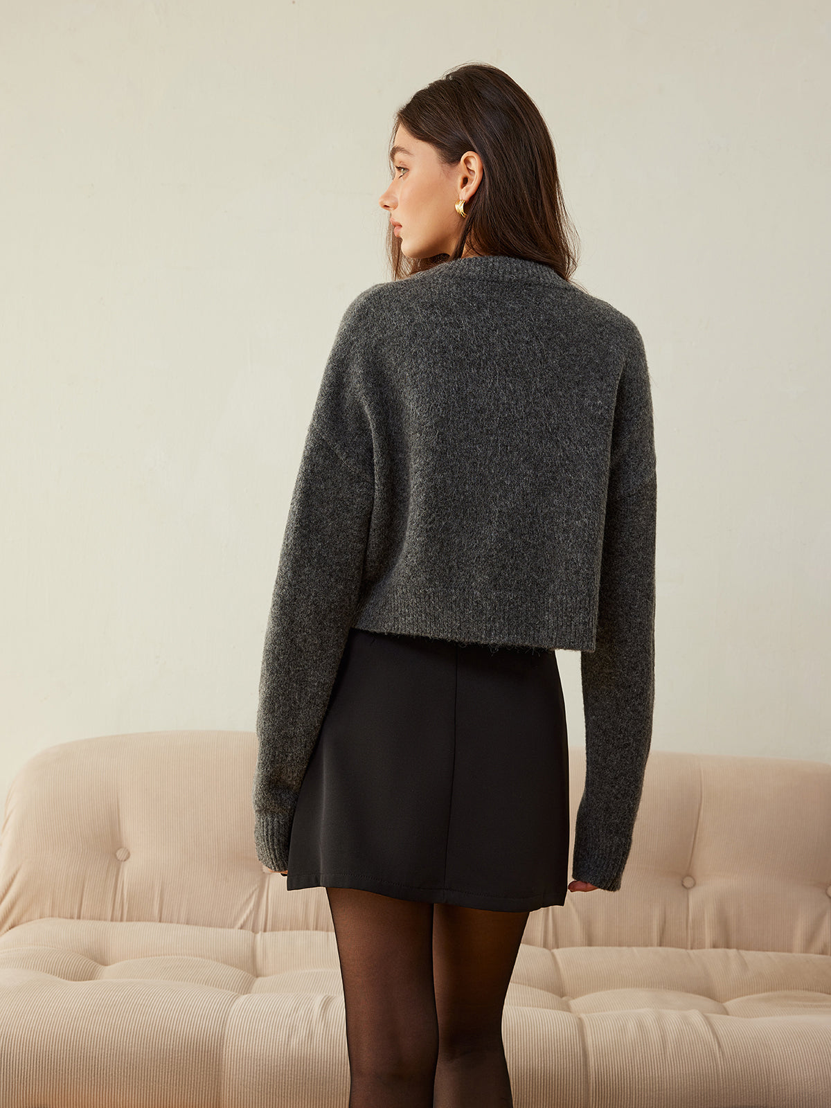 Jupe plissée asymétrique à détails métalliques 