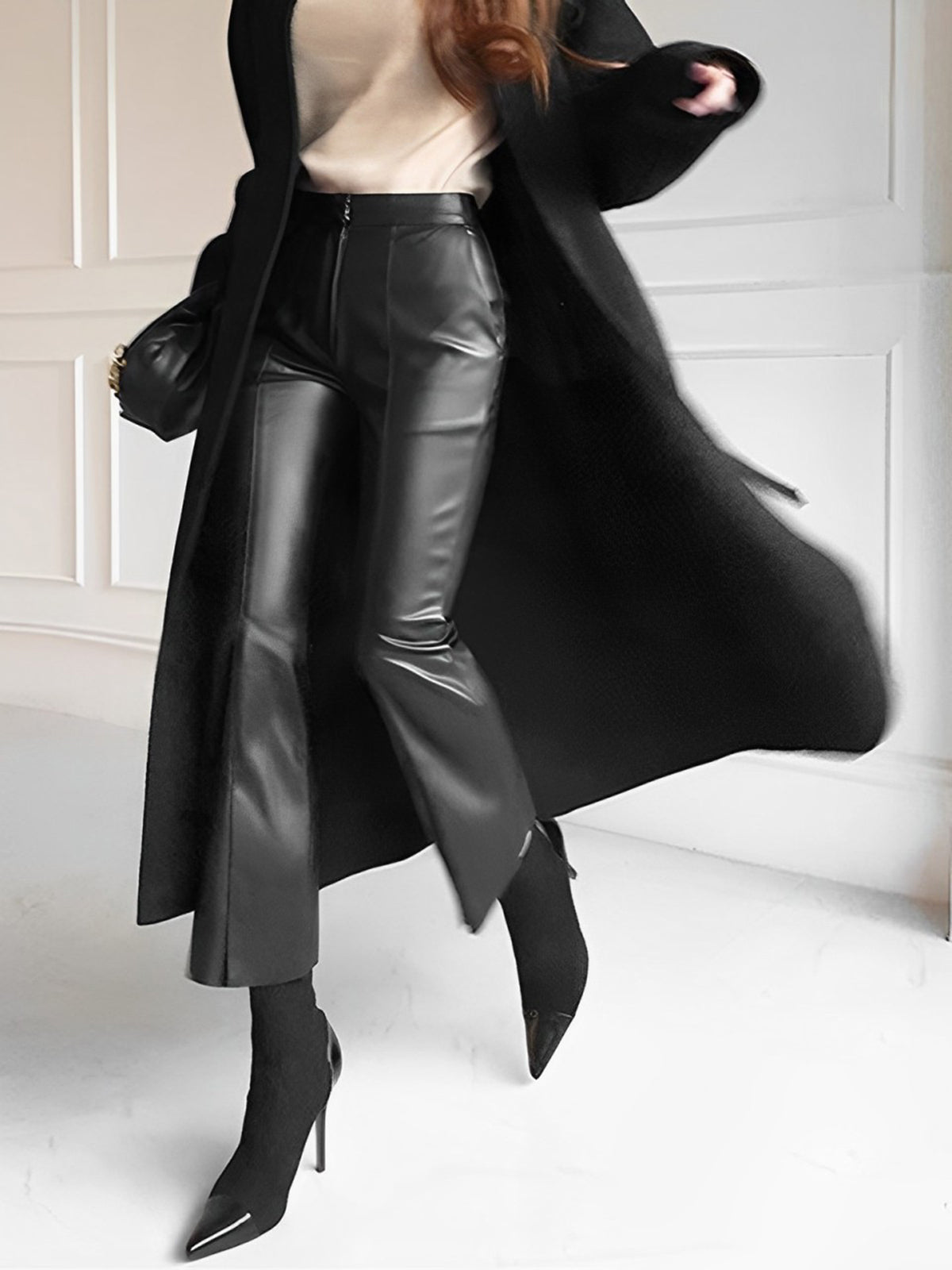 Skinny Cropped Hose aus Kunstleder 