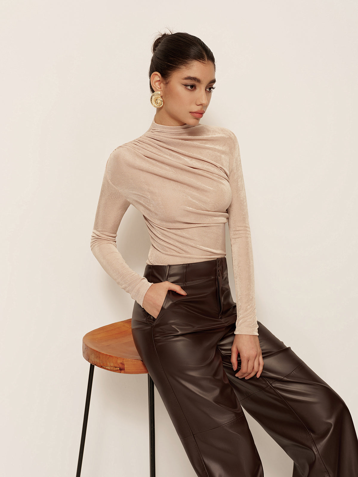 T-shirt polyvalent froncé coupe slim