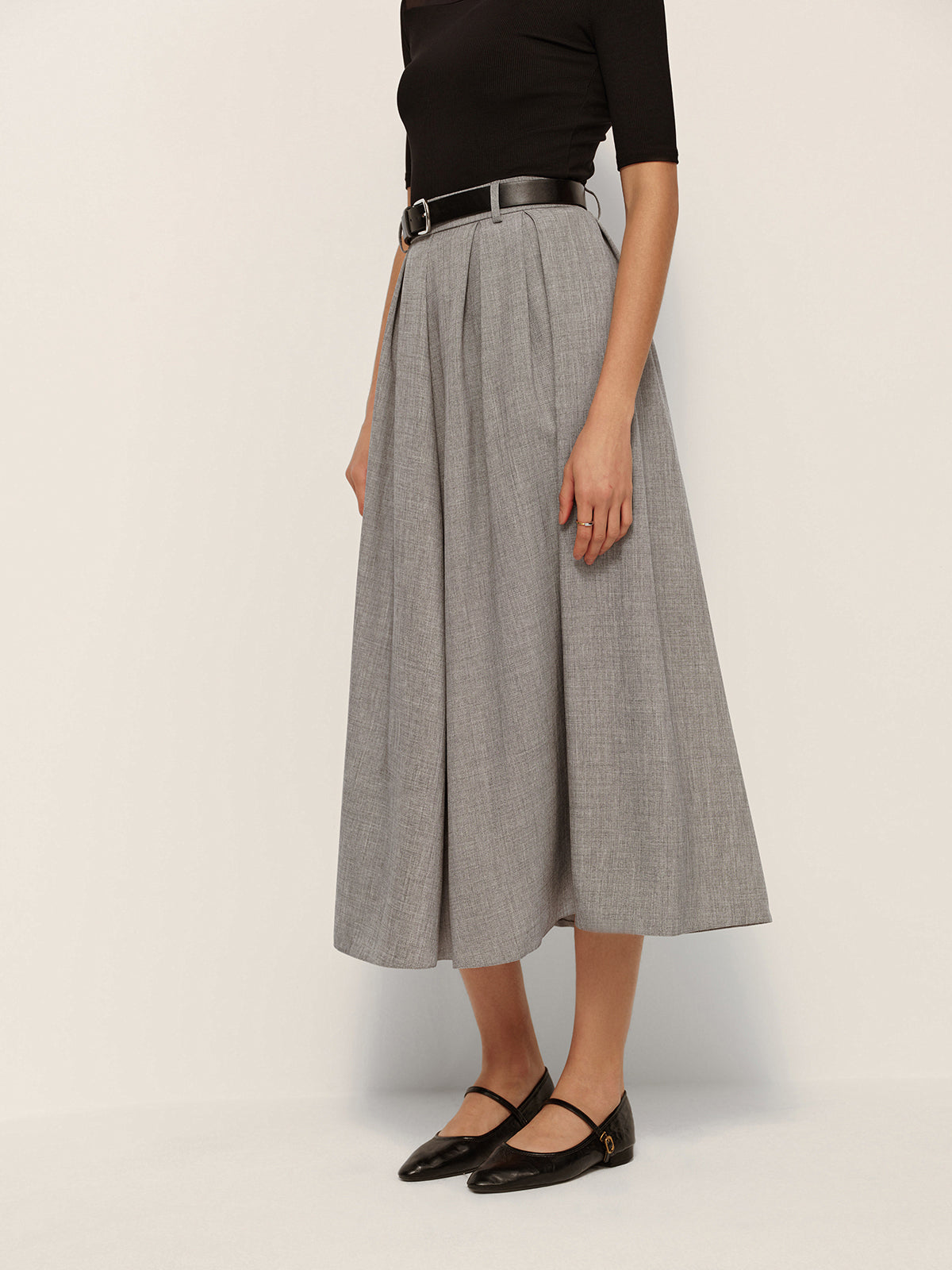 Plissierter Karorock mit mittlerer Taille
