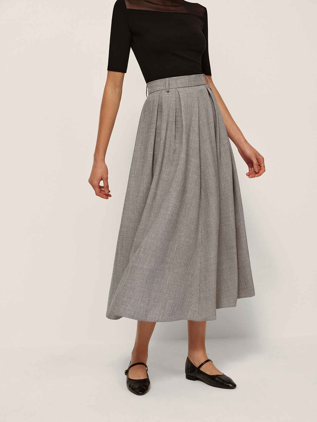 Mid-Waisted Pleated Check Skirt