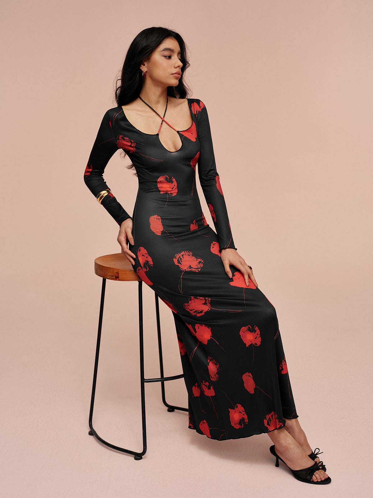Robe florale imprimée à col lavallière