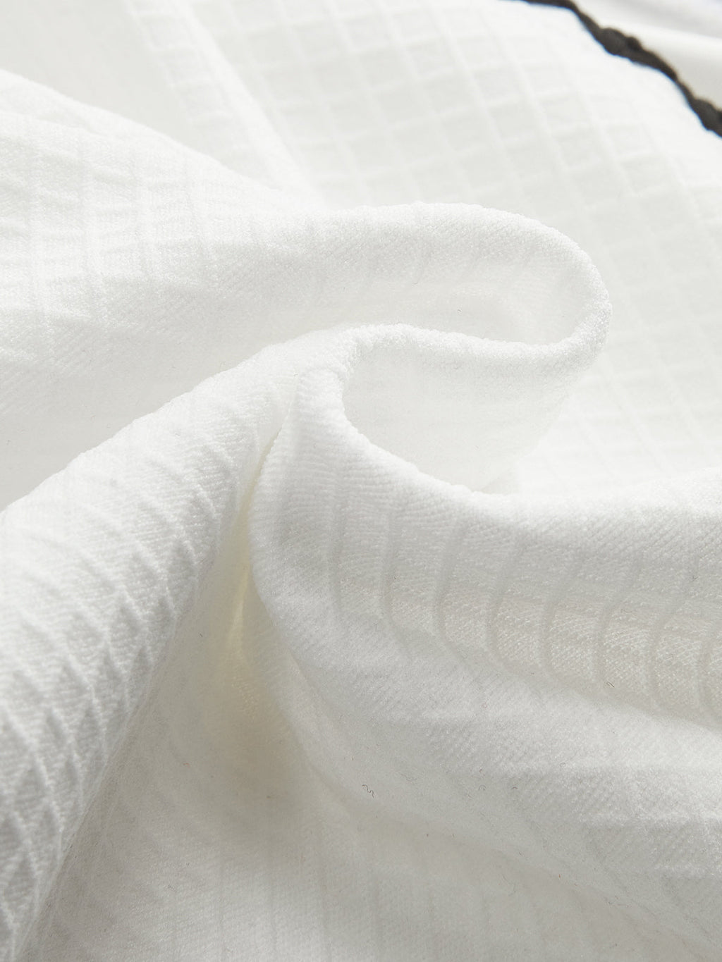 Maillot de bain asymétrique avec découpes