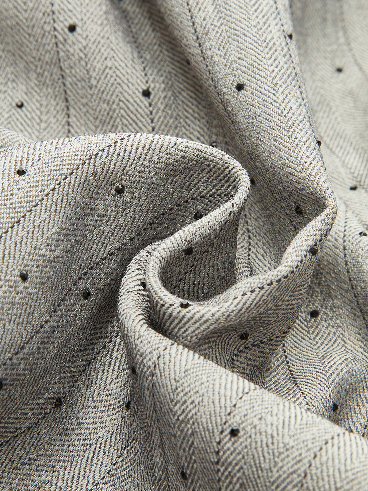 Neckholder-Kleid mit Rückenbindeverschluss und Falten 