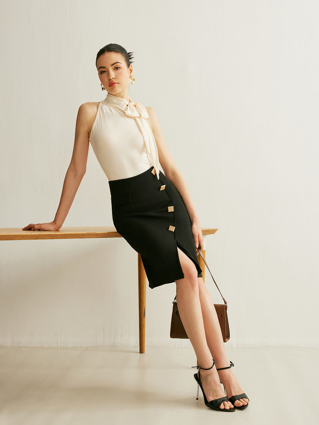 Rock mit hoher Taille und seitlicher Knopfleiste