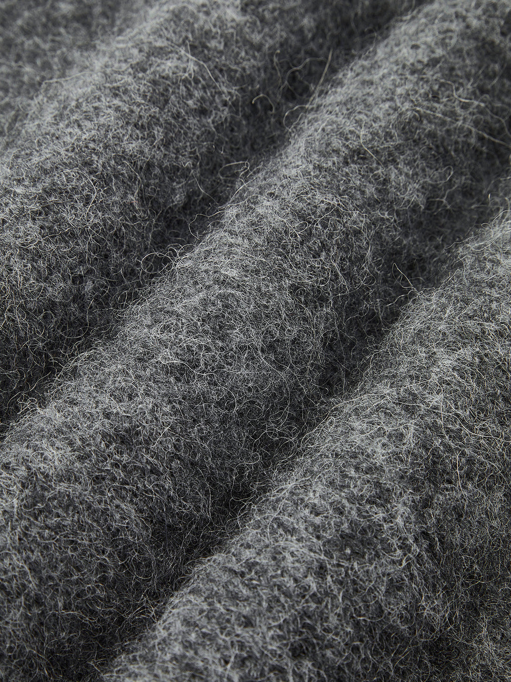 Westenpullover aus Wollgemisch mit Perlenstickerei