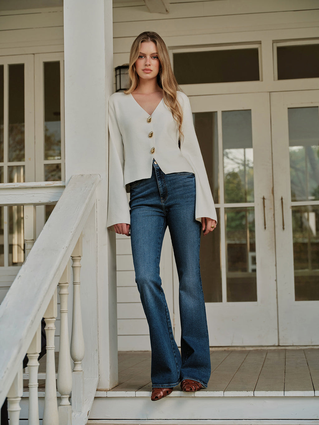 Cardigan en V à boutons métalliques