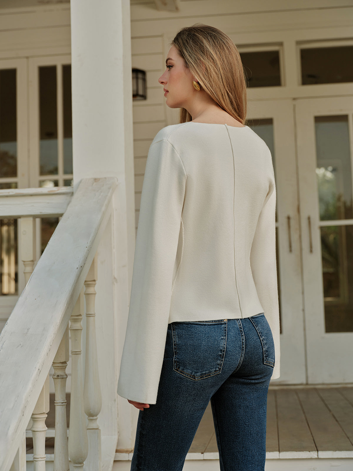 Cardigan en V à boutons métalliques