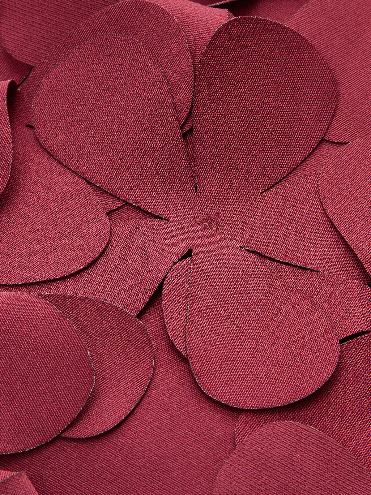 A-Linien-Rock mit mittelhohem Bund und Blütenblattdetail