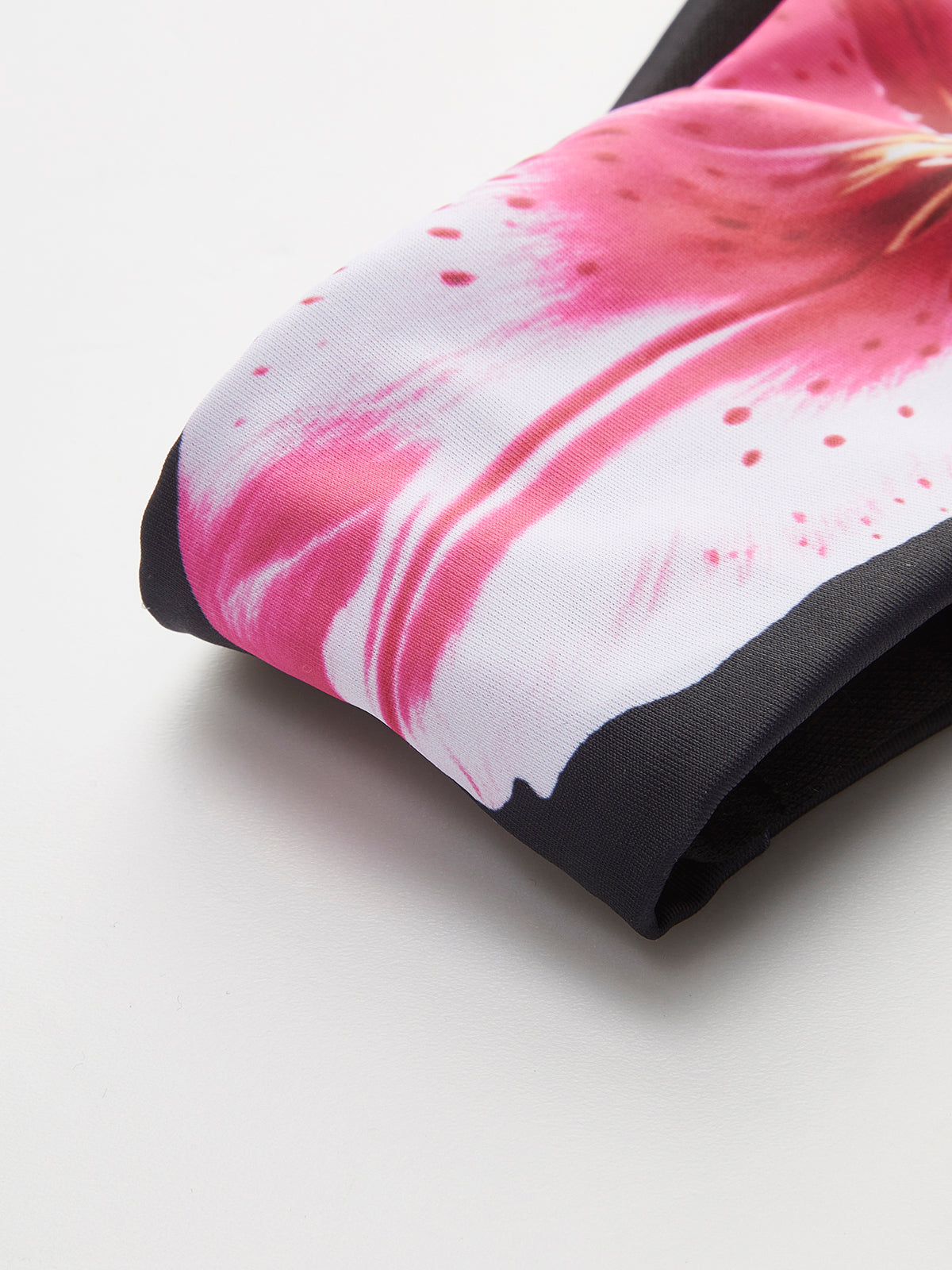 Bikini mit Blumenmuster und Netzrock 