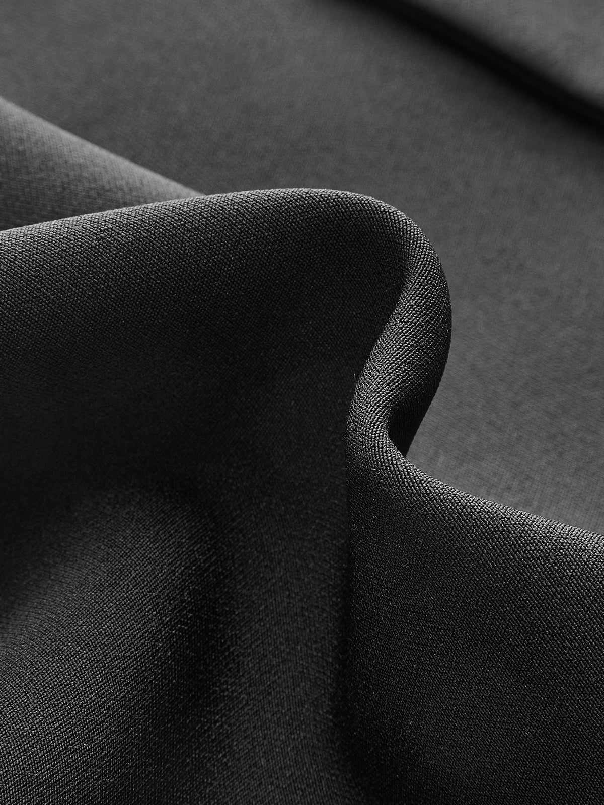 Rock mit Schleife und Reißverschluss, mittelhoch geschnitten 