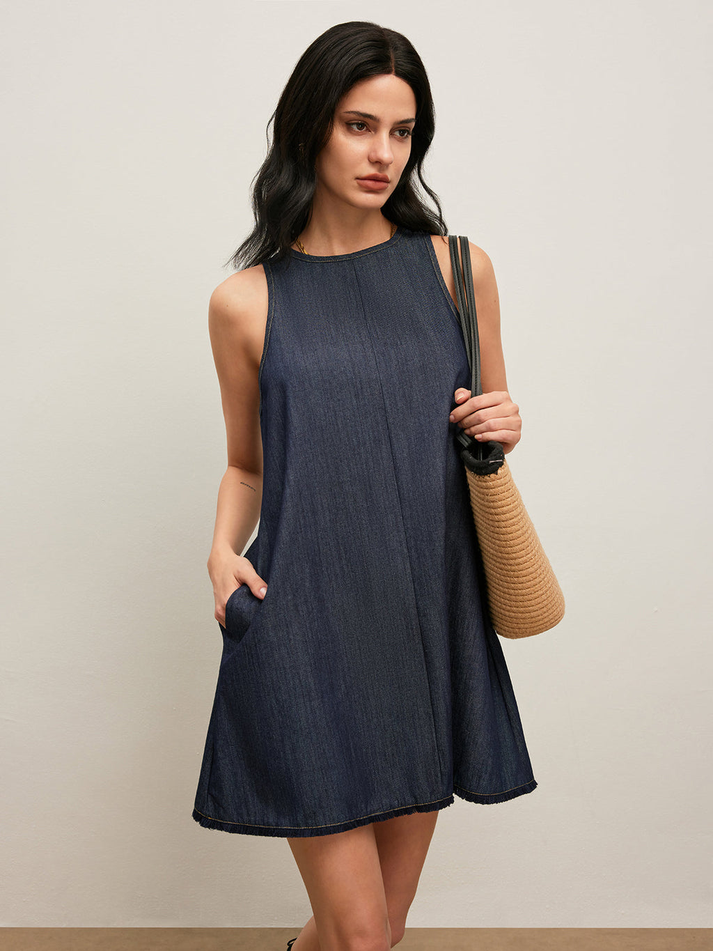 Jeanskleid mit Rückenbindung