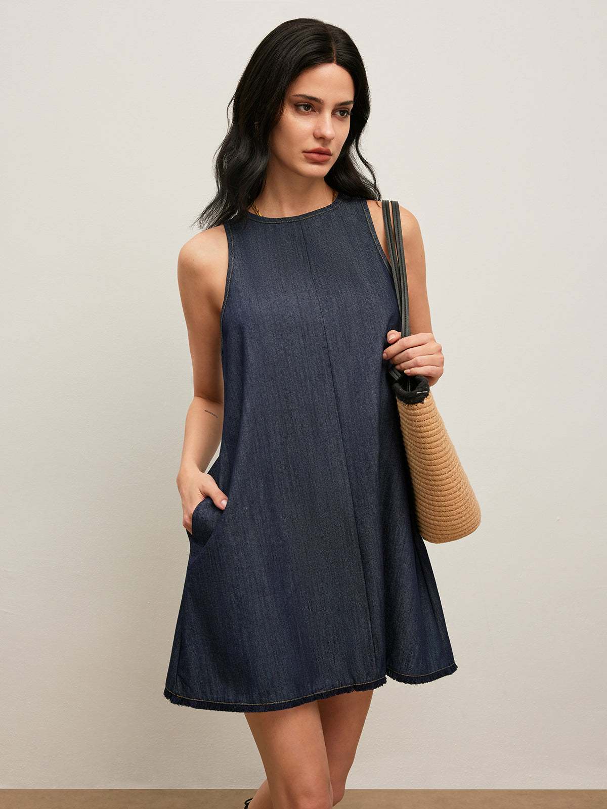 Jeanskleid mit Rückenbindung