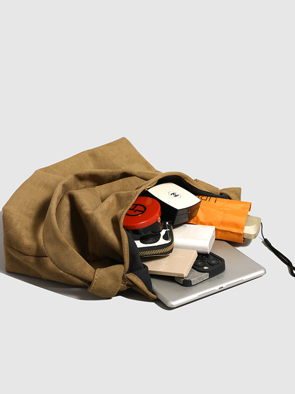 Geknotete Hobo-Tasche aus Wildleder 