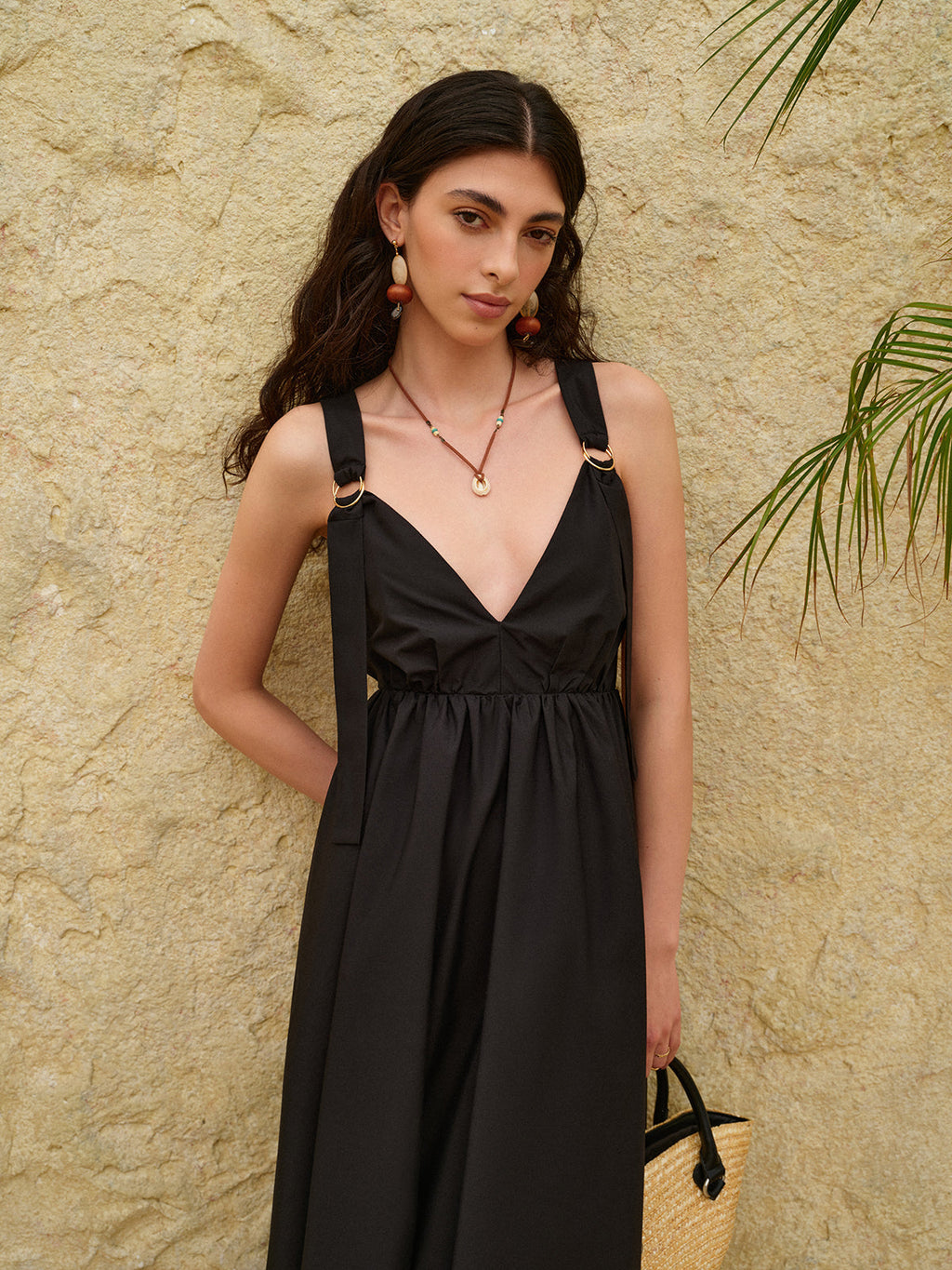 Robe trapèze dos nu à fines bretelles