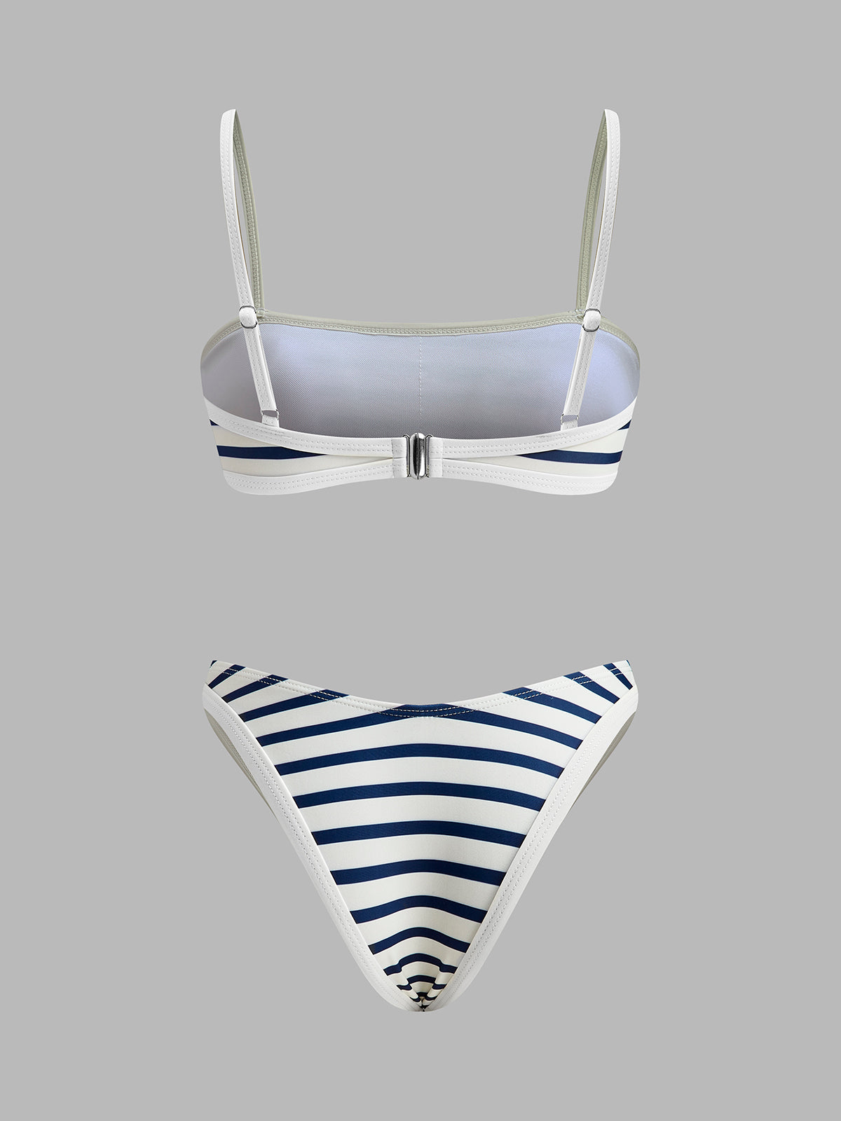 Bikini mit nautischem Streifenmuster und hohem Beinausschnitt 