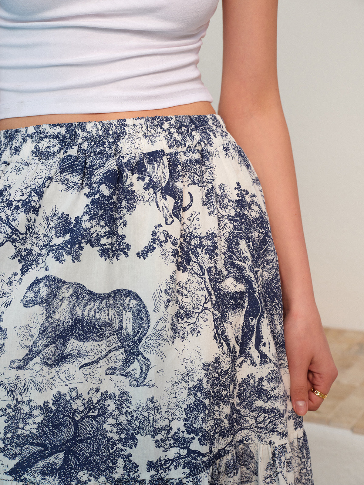 Rüschenrock mit Blumenmuster 