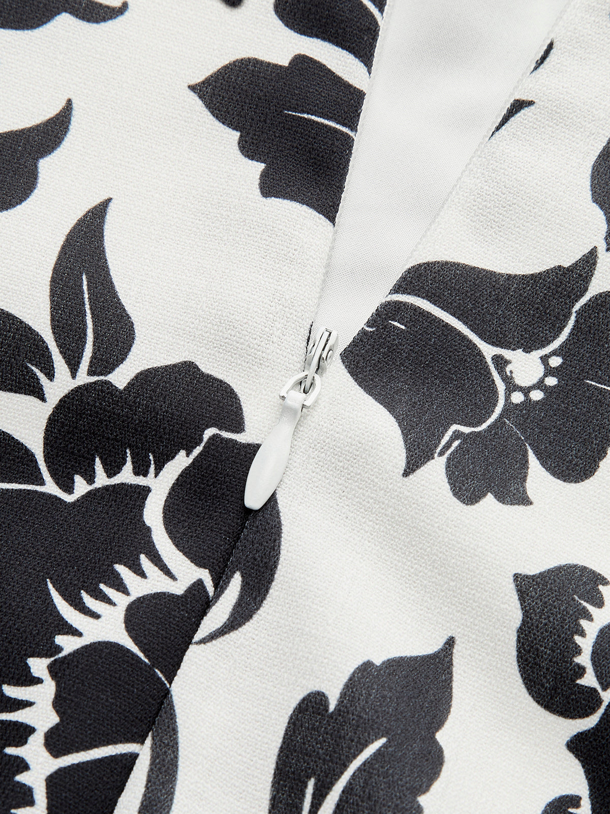 Robe nuisette à col carré fleuri 