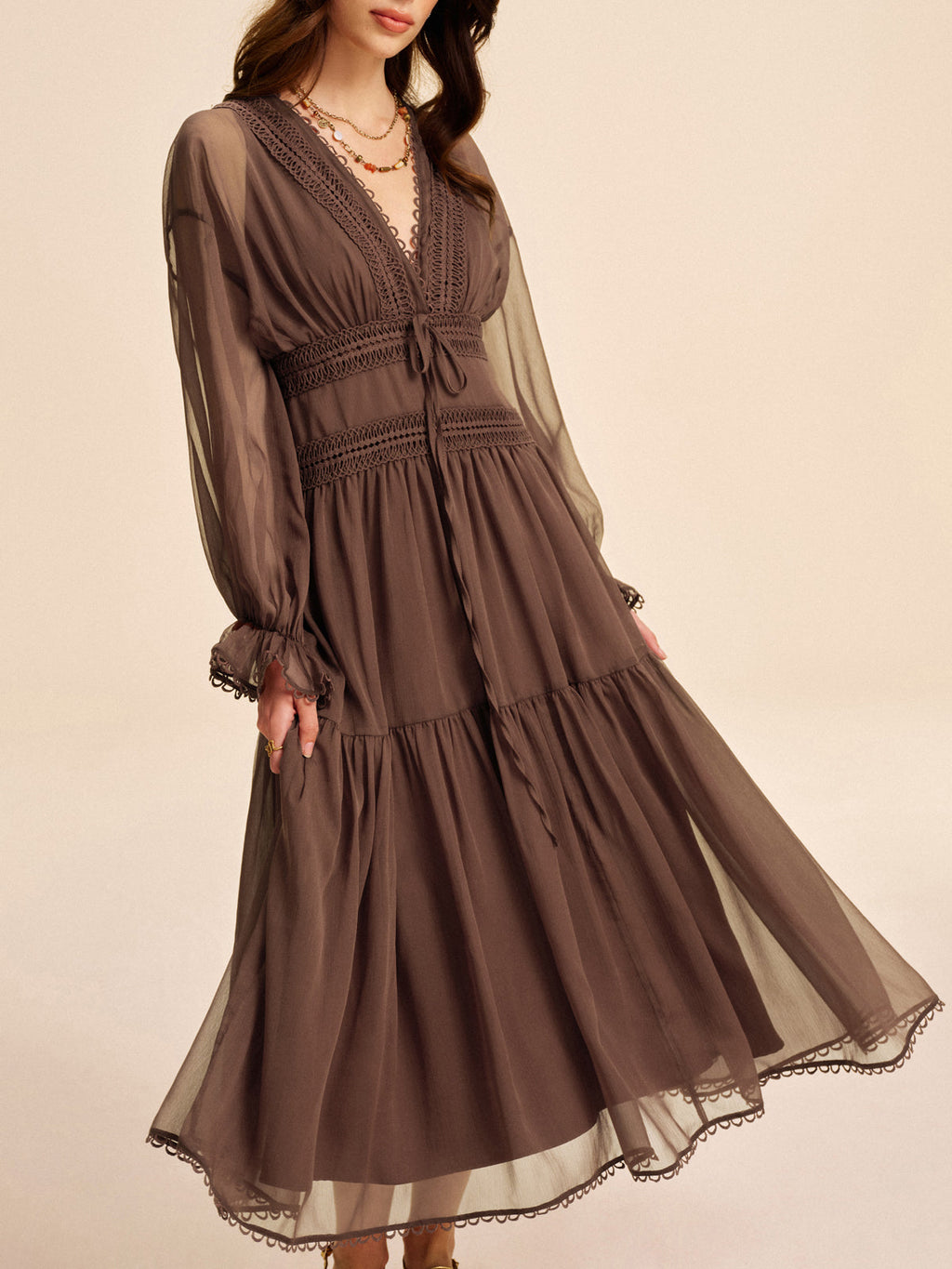 Robe en mousseline semi-transparente style bohème