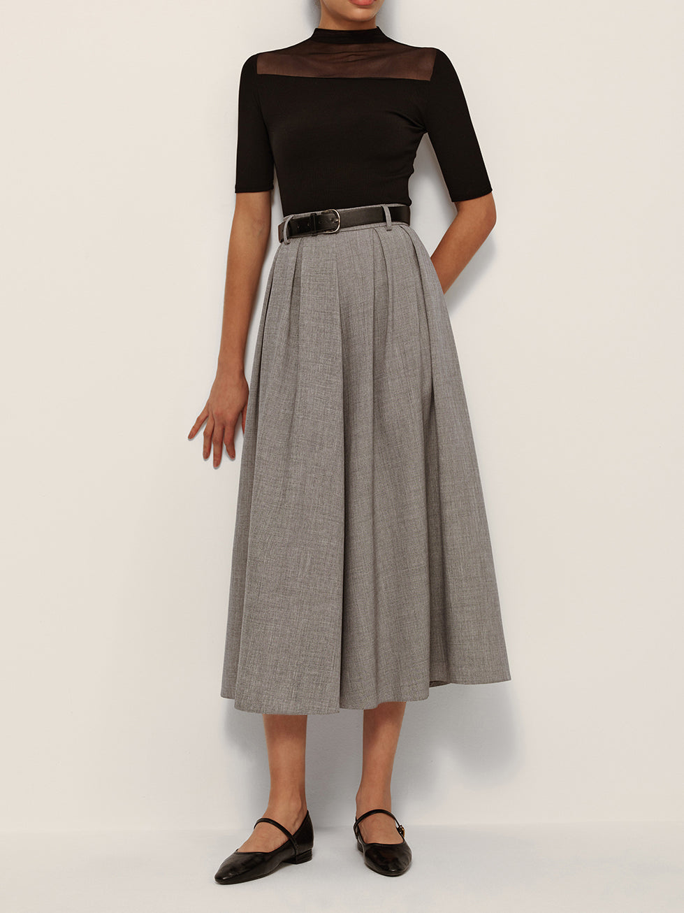 Plissierter Karorock mit mittlerer Taille