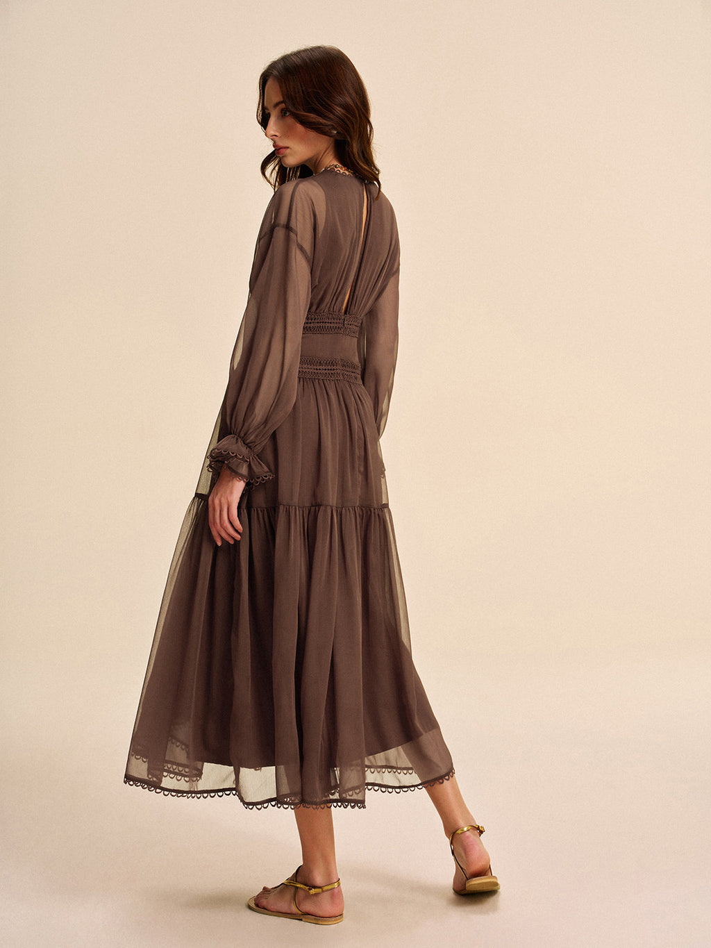 Robe en mousseline semi-transparente style bohème