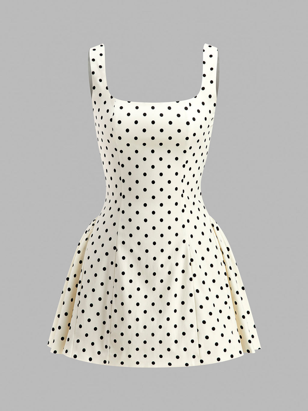 Robe à pois et dos lacé