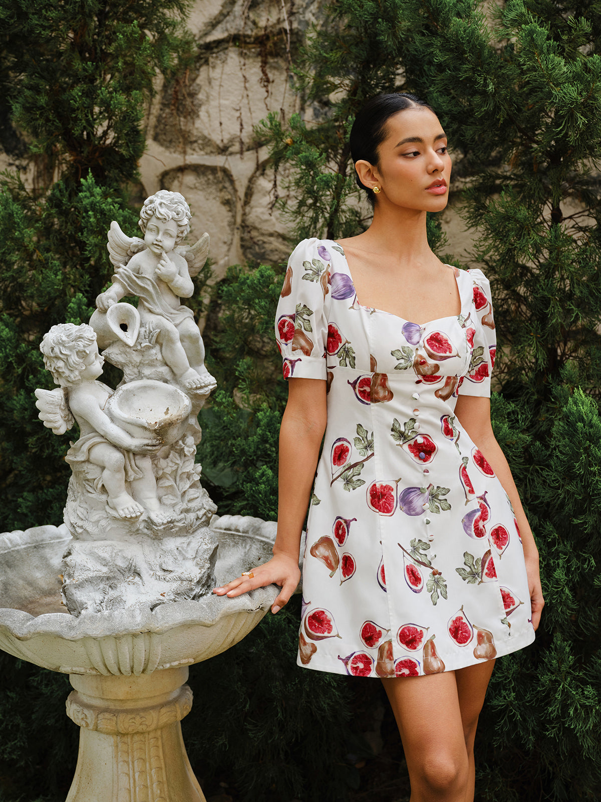 Robe boutonnée à manches bouffantes et imprimé fruits