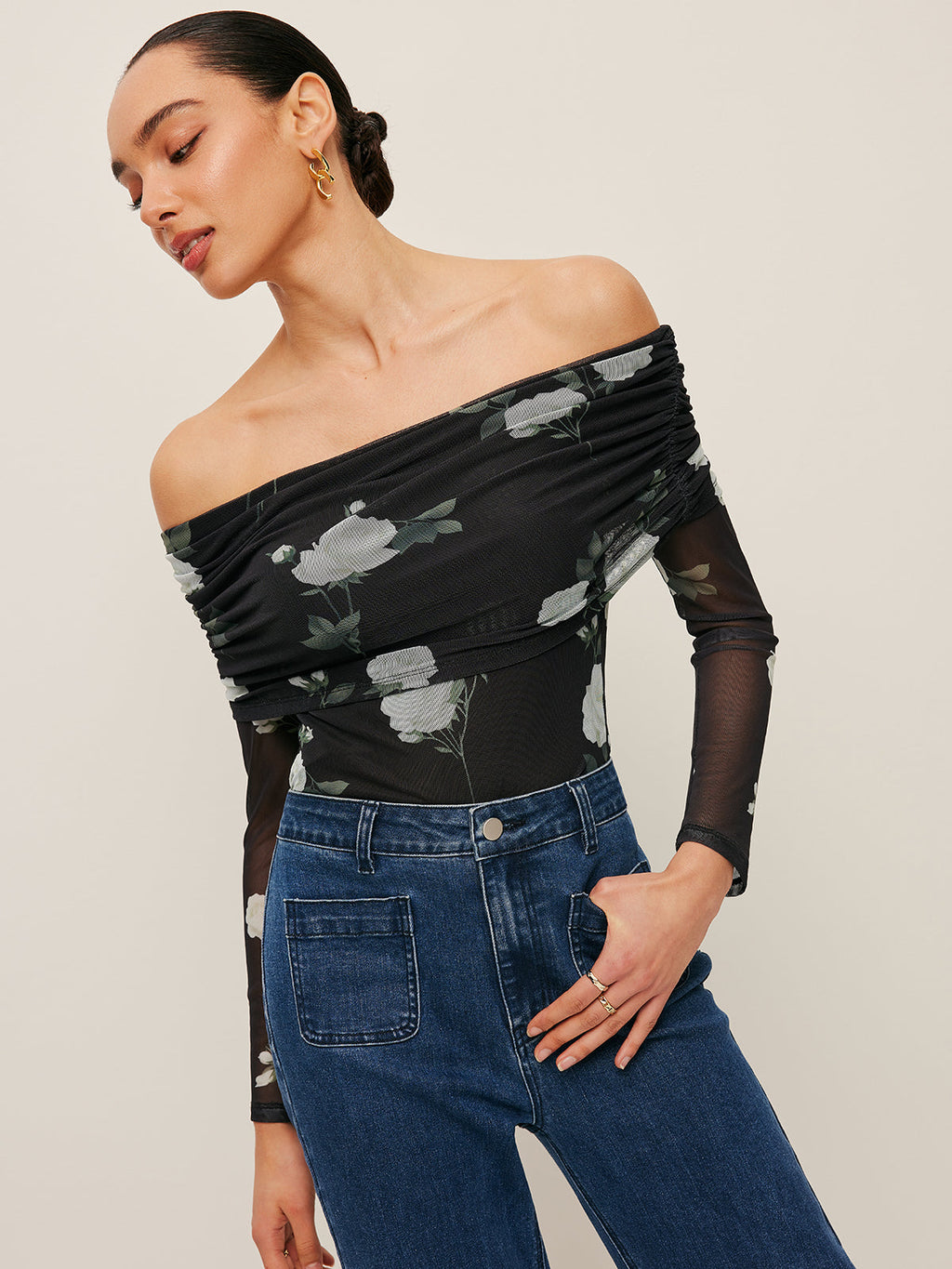 Halbtransparenter floraler schulterfreier Mesh-Ärmel-Top