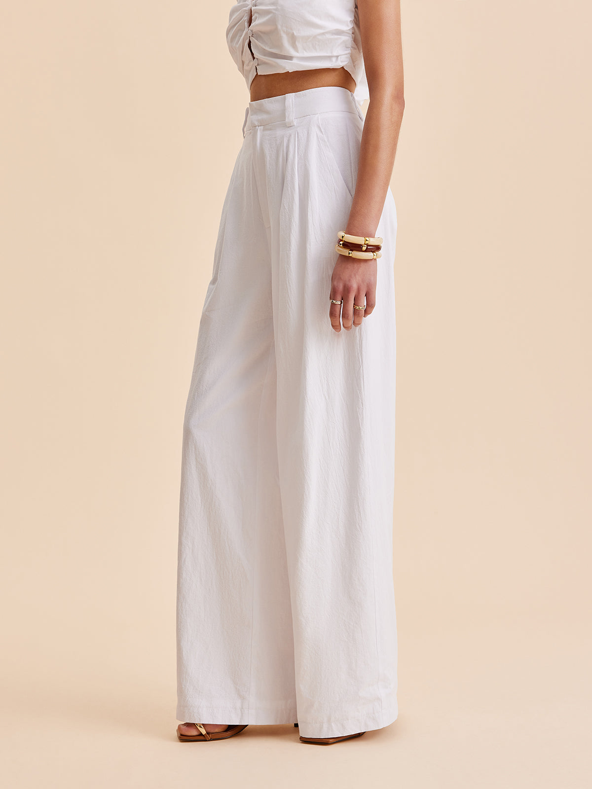 Baumwollhose mit weitem Bein, mittlerer Taille und Taschen
