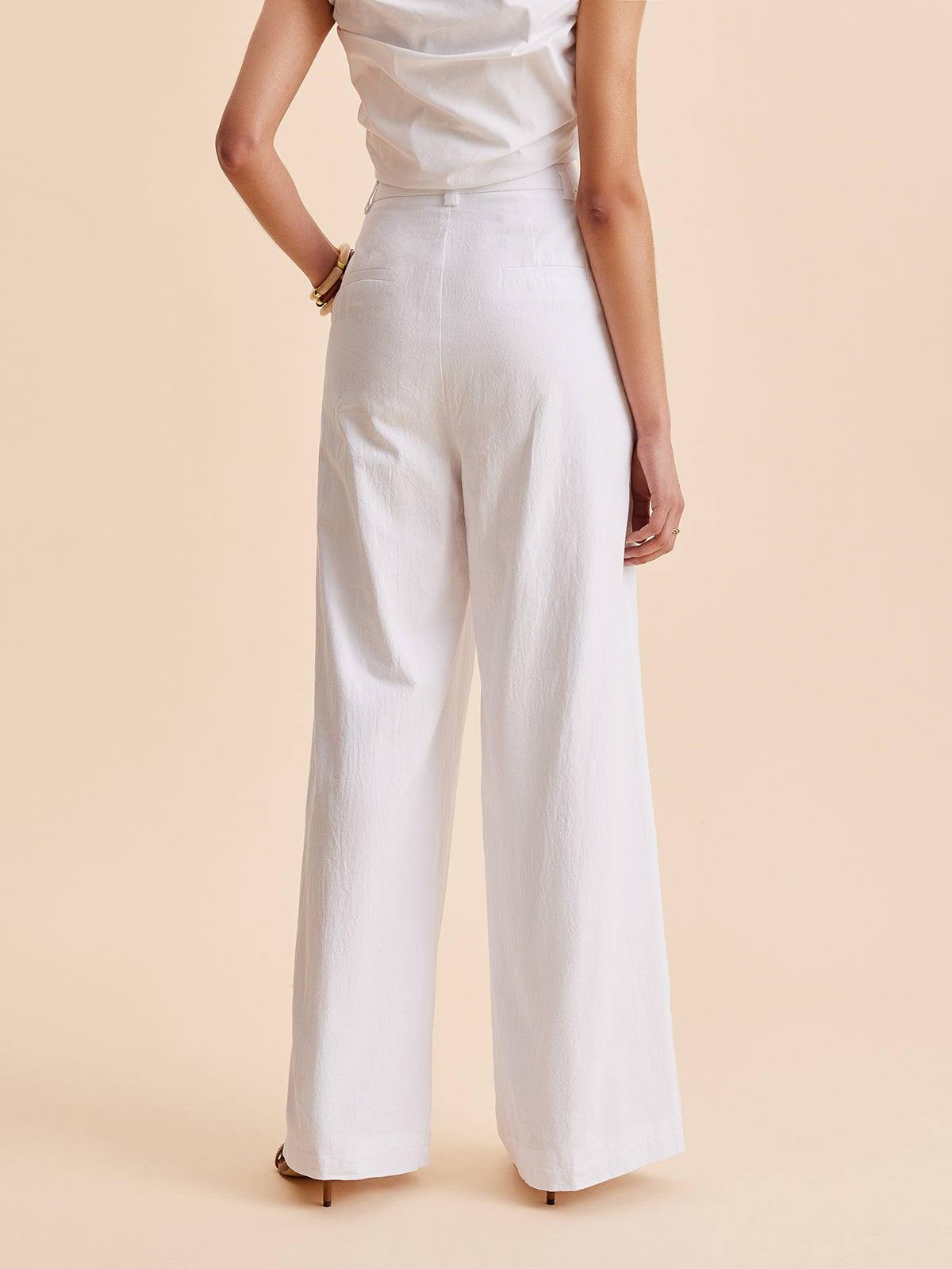 Baumwollhose mit weitem Bein, mittlerer Taille und Taschen