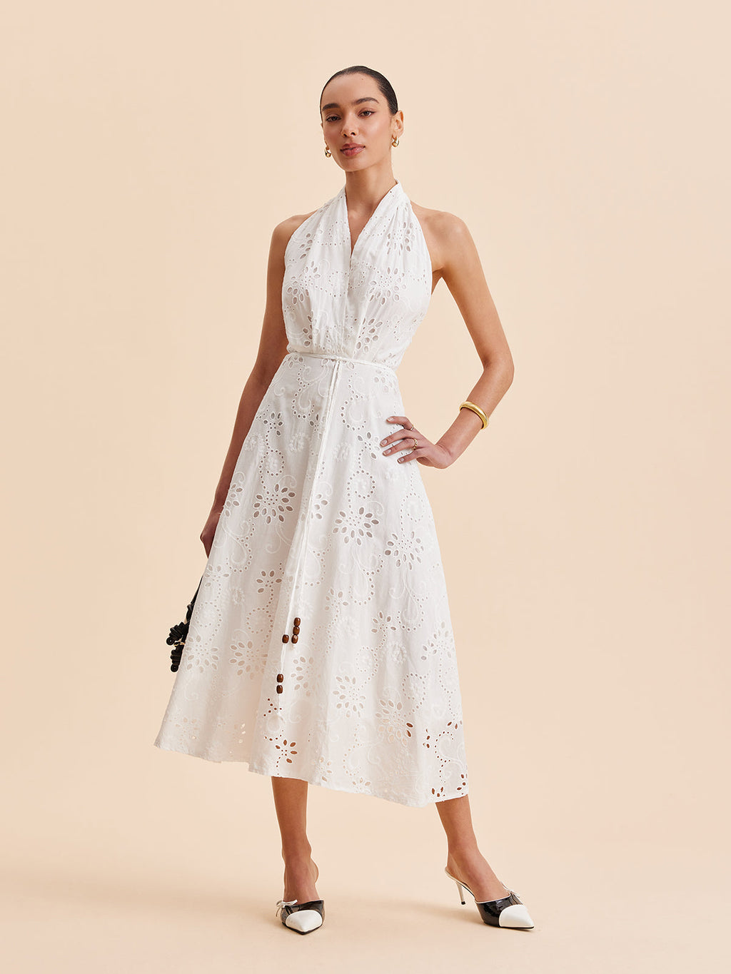 Neckholder-Midikleid mit Ösen und Gürtel