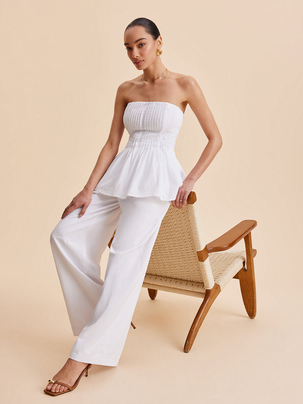 Baumwollhose mit weitem Bein, mittlerer Taille und Taschen