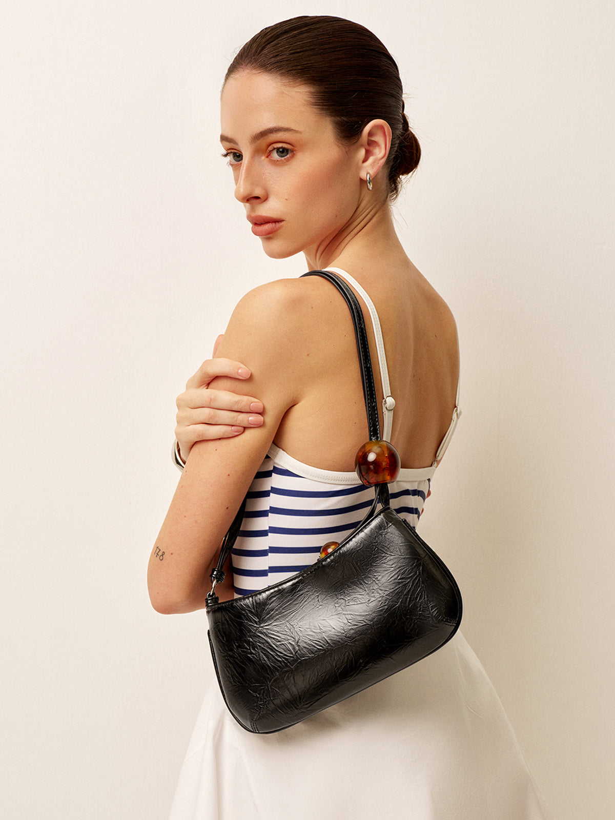 Sac à bandoulière en similicuir à perles