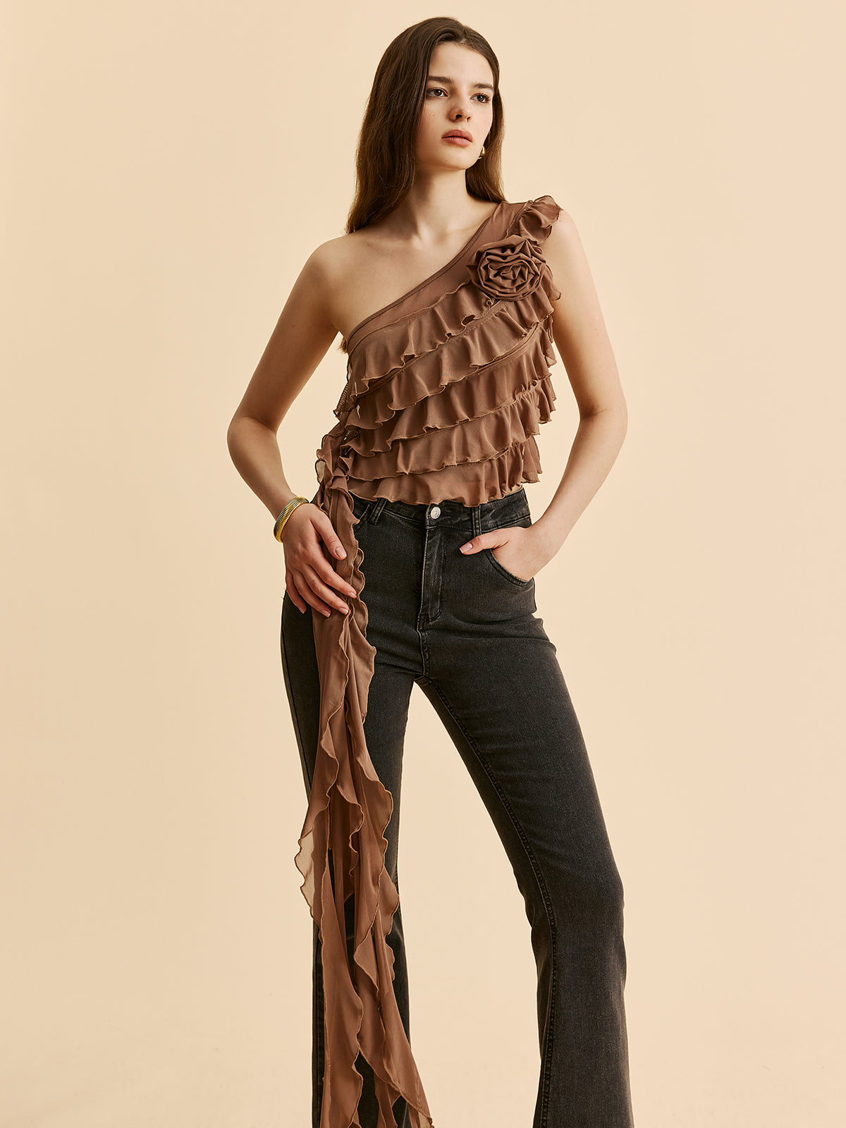 One-Shoulder Ruffled Rosette Detail Top