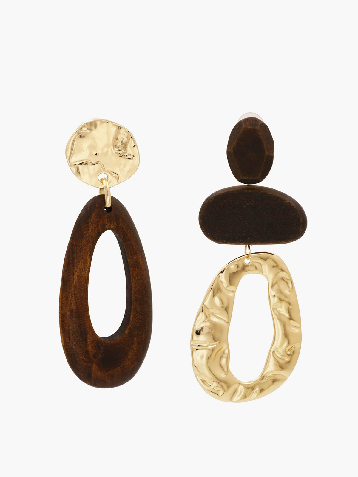 Boucles d'oreilles pendantes asymétriques en bois et métal 