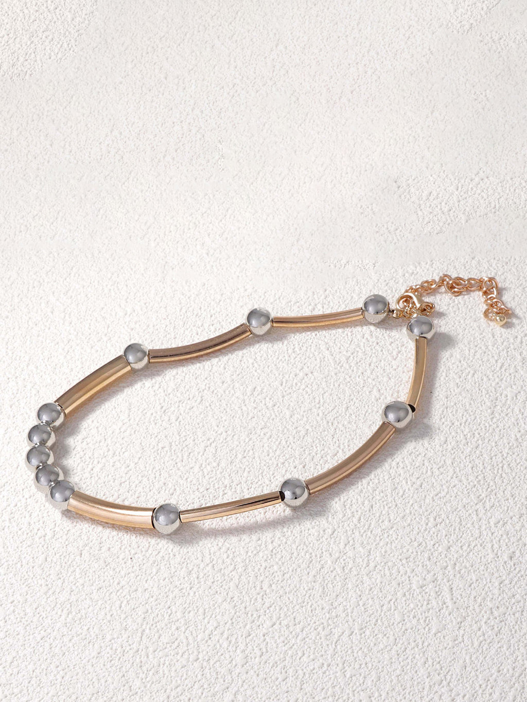 Collier minimaliste bicolore en métal