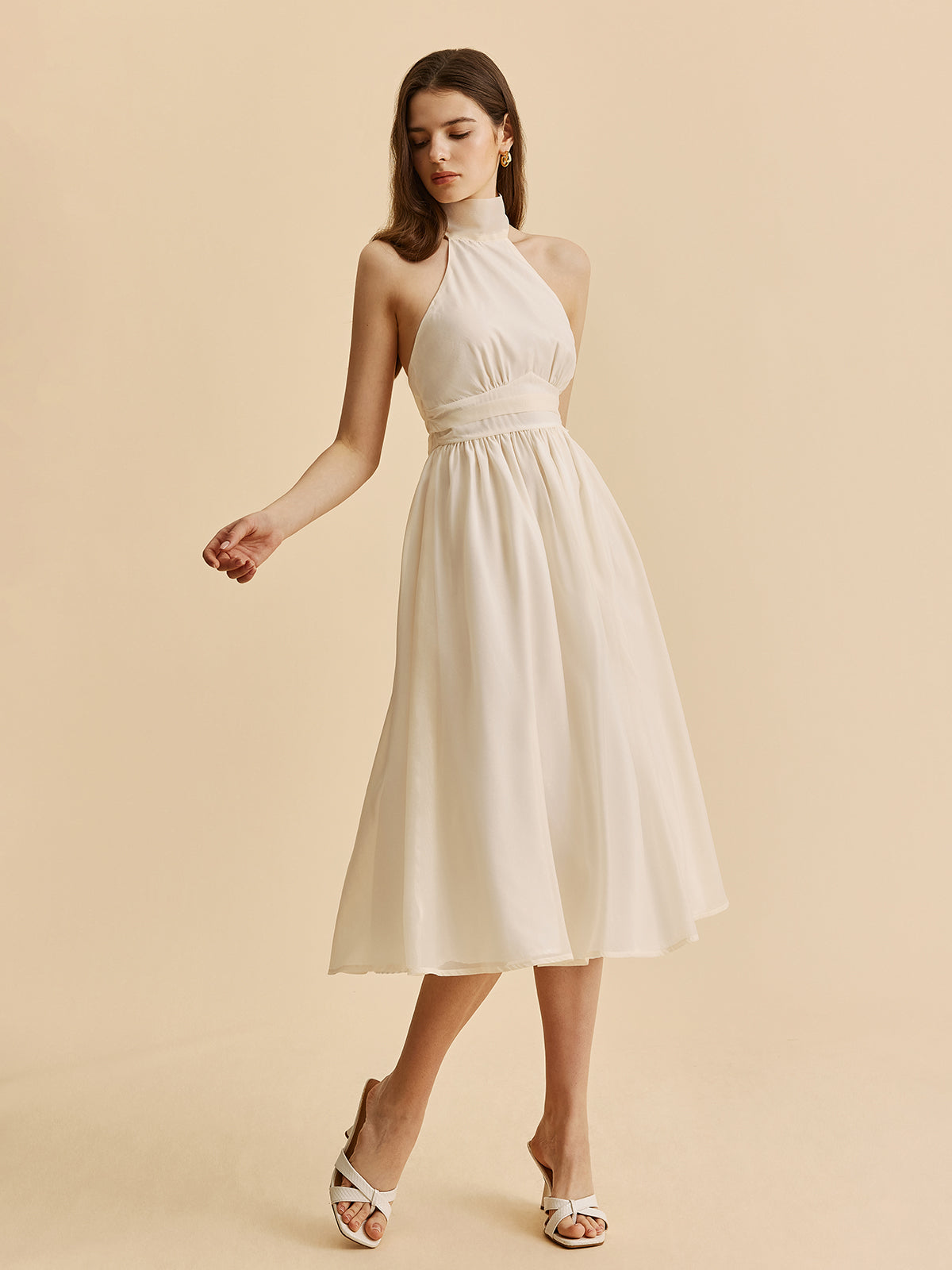 Robe trapèze dos nu à nouer 