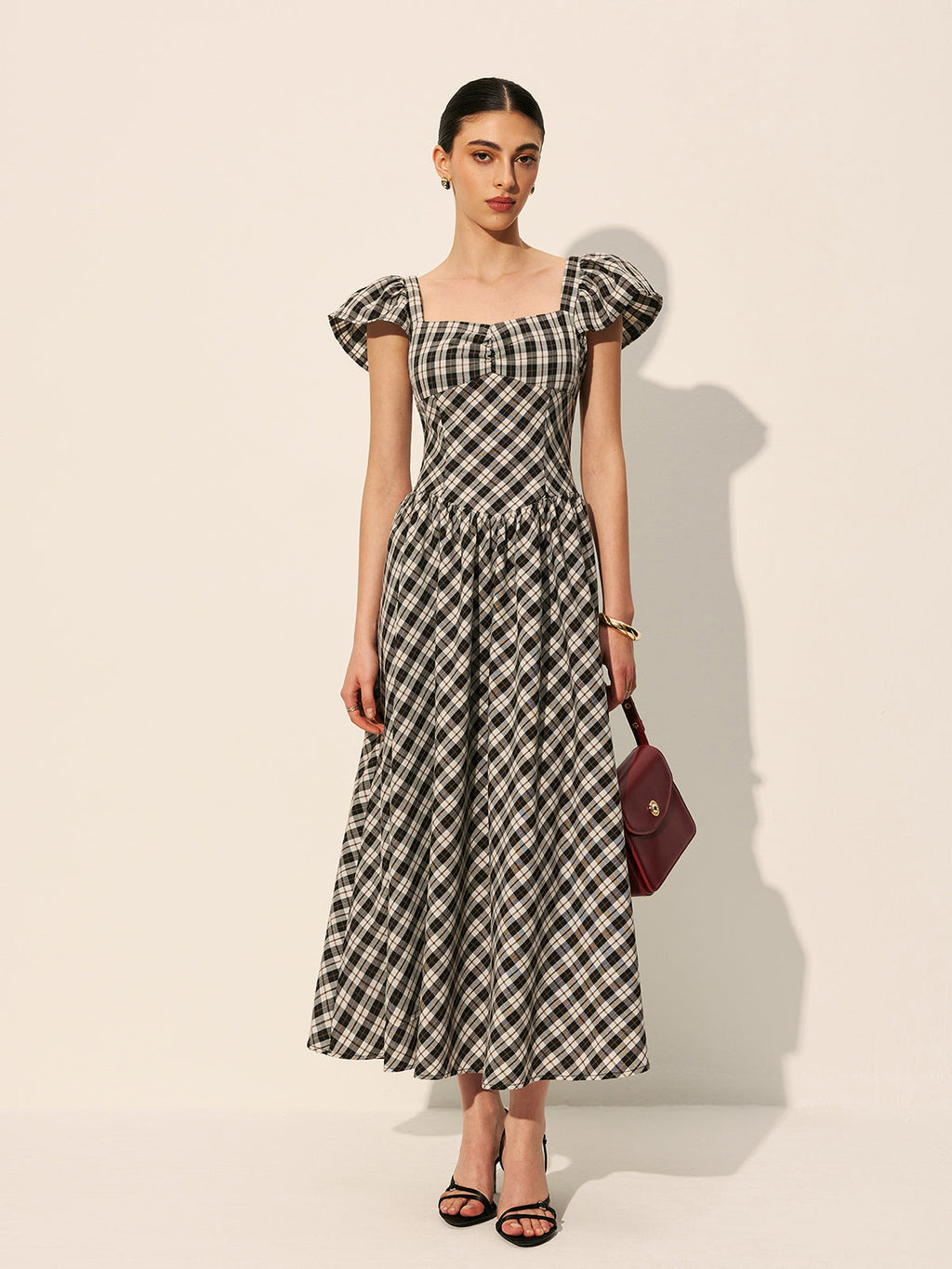Robe à manches bouffantes à carreaux