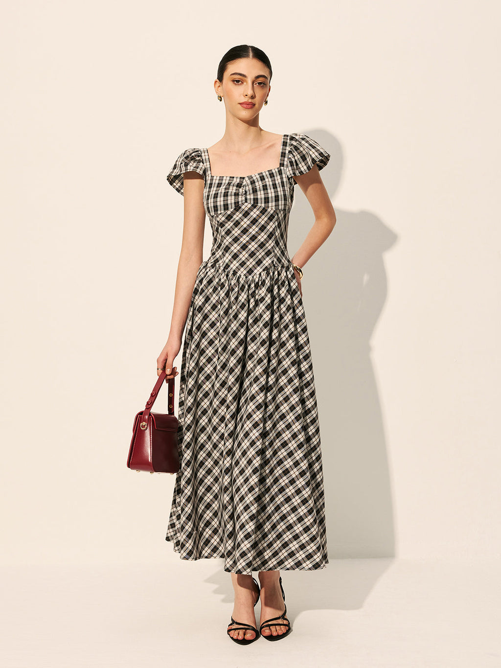 Robe à manches bouffantes à carreaux