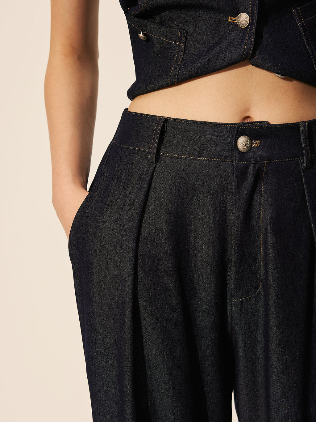 Mid-Waist Taschen Wide-Leg Jeanshose