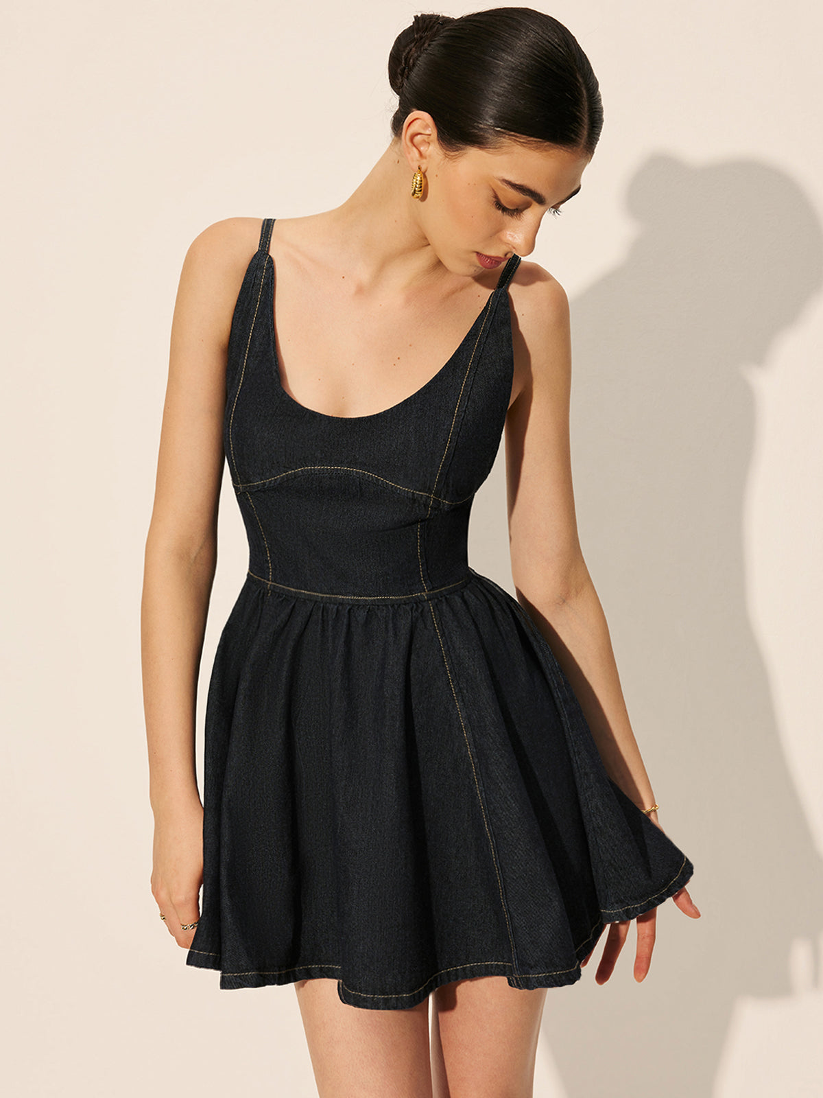 Rückenfreies Jeans-Flared-Kleid