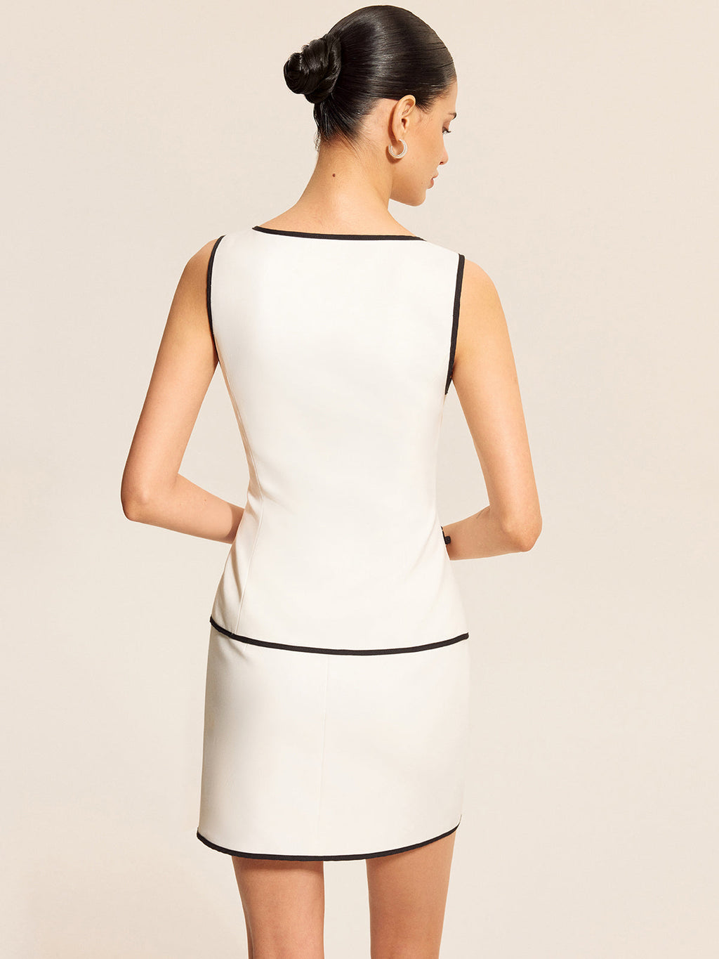 Ensemble Jupe avec Poches et Bordure Contrastante