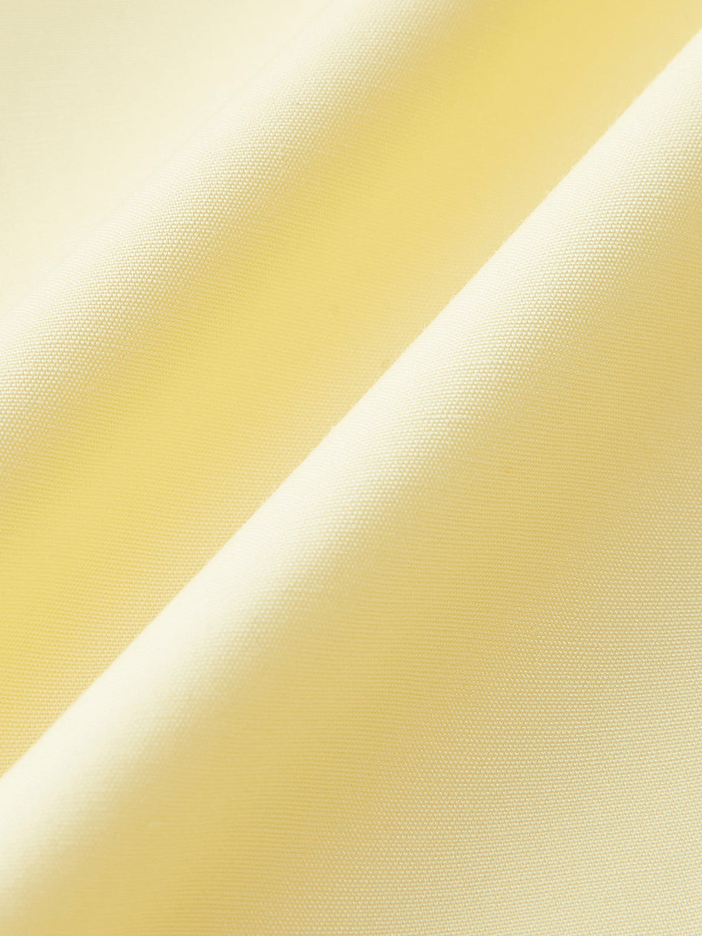 Geknöpftes Kleid mit Laternenärmeln und Gürtel