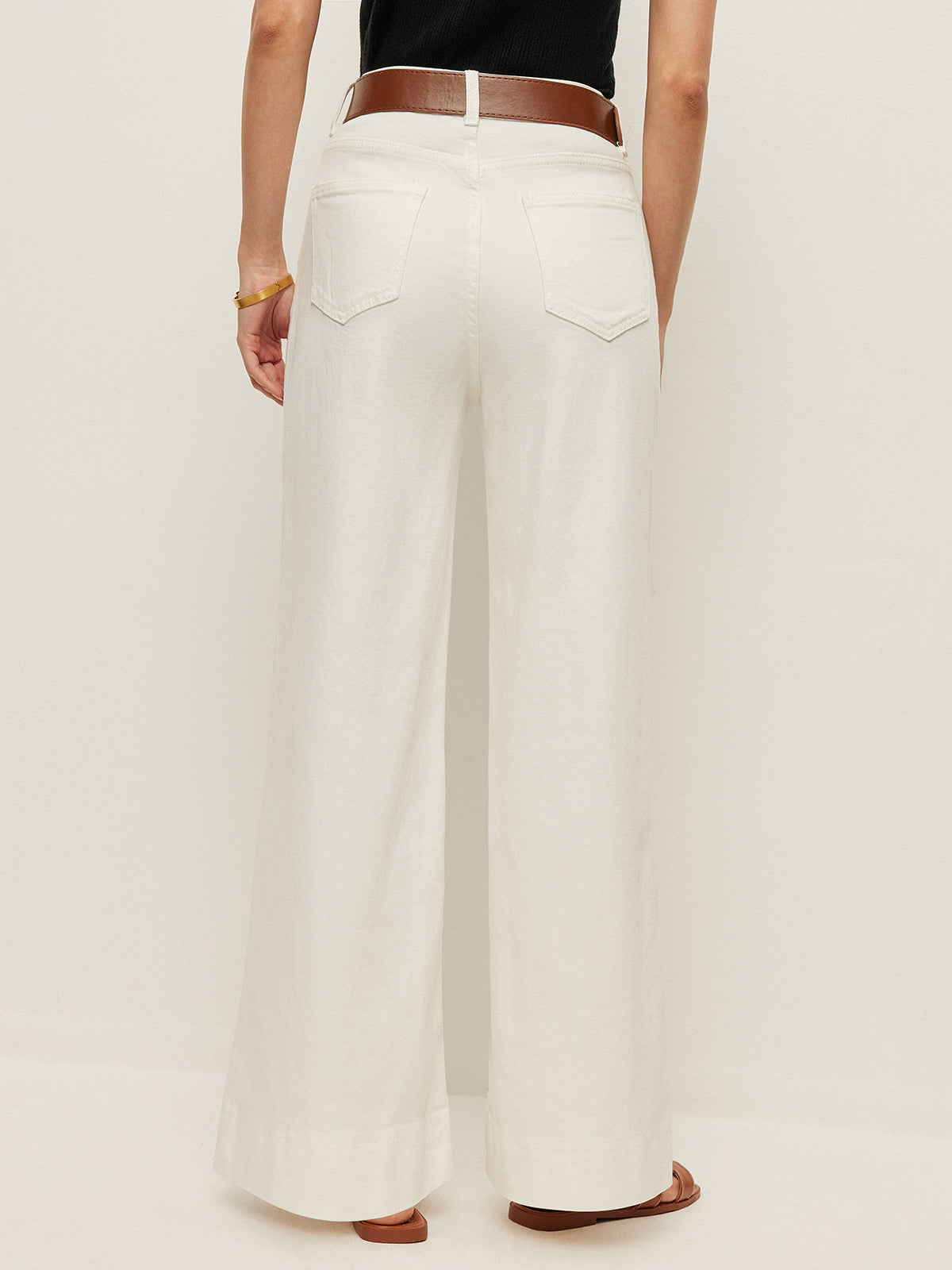 Pantalon taille haute avec poches et ceinture